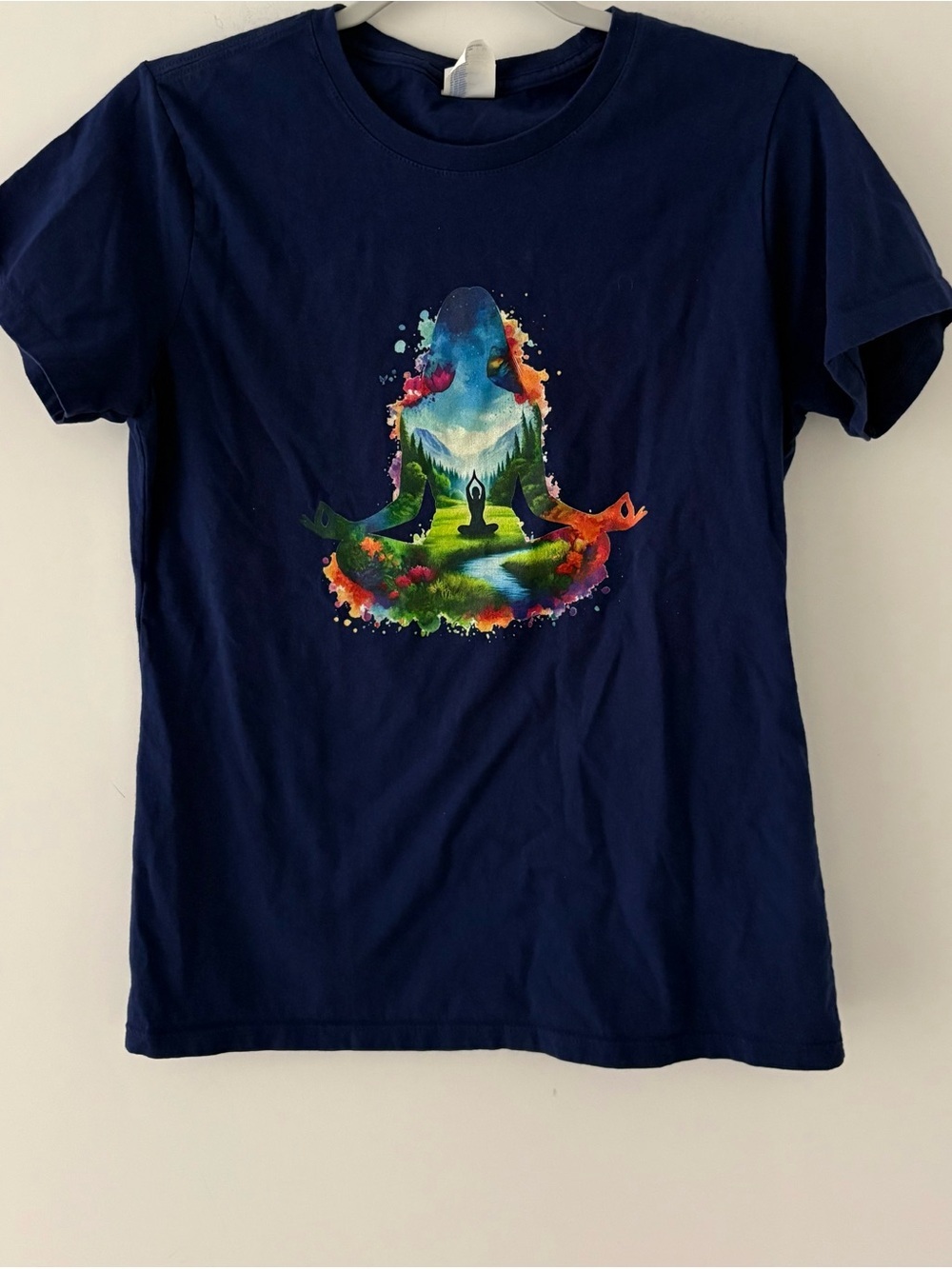 Navy blue short sleeve T-shirt with yogi in meditative pose 100% cotton - Picture 4 of 7